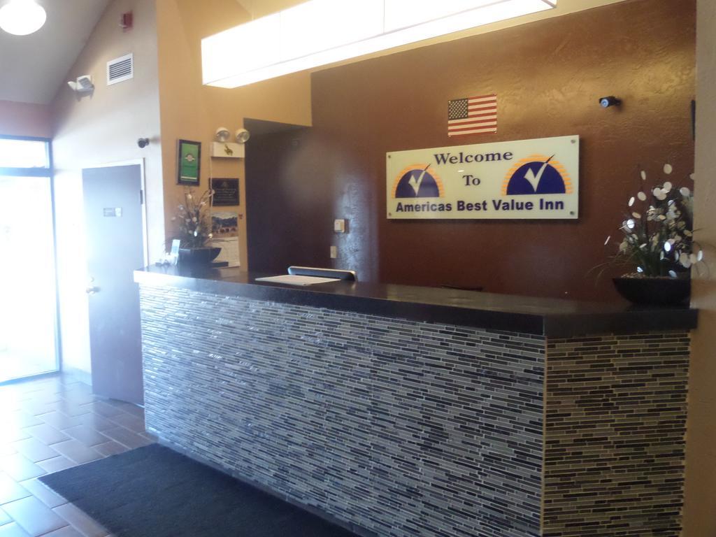 Americas Best Value Motel 4*